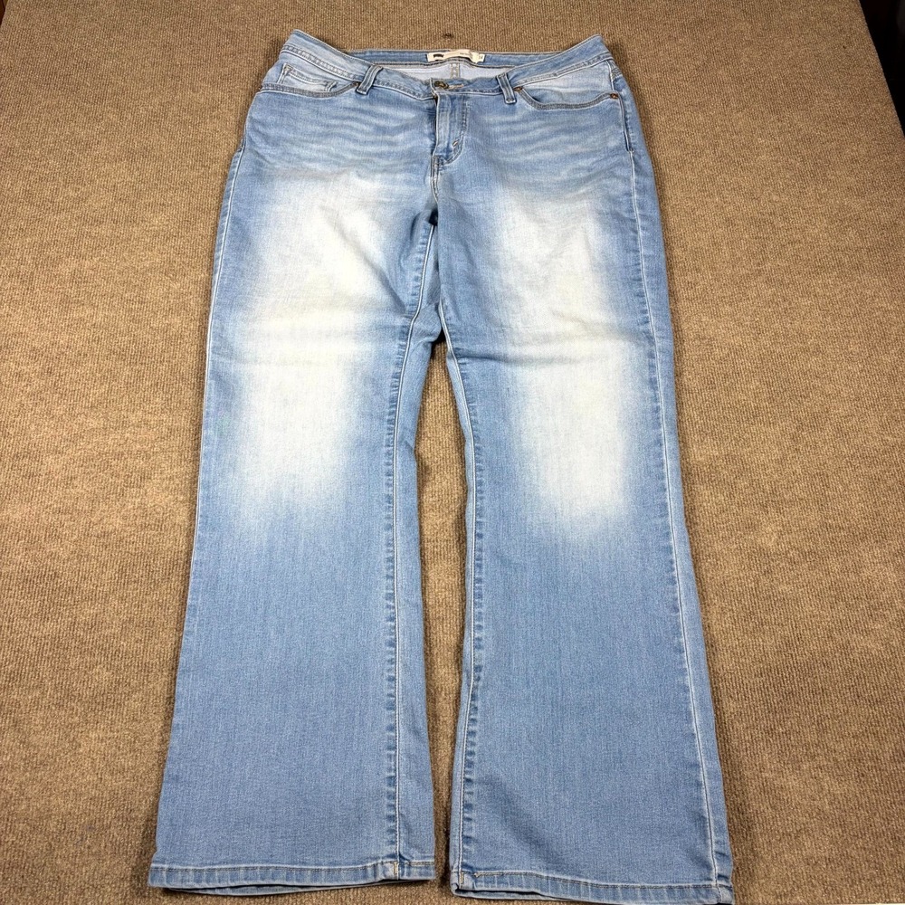 Levi's 525 Curvy Bootcut Jeans Womens 14 Blue Denim Medium Wash Mid Rise Cowboy